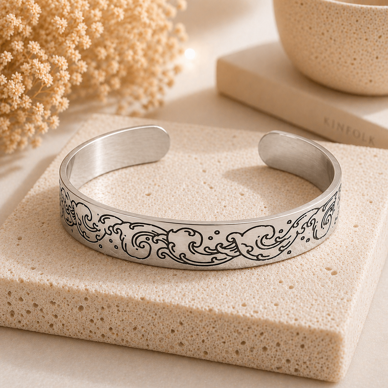 Wave Bracelet in silver color
