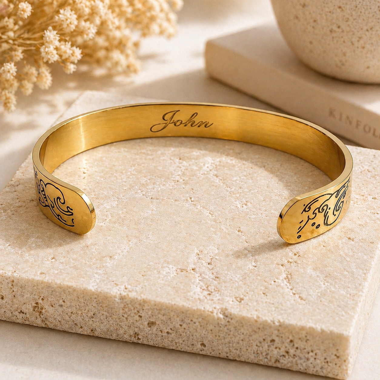 Wave Bracelet in Gold color